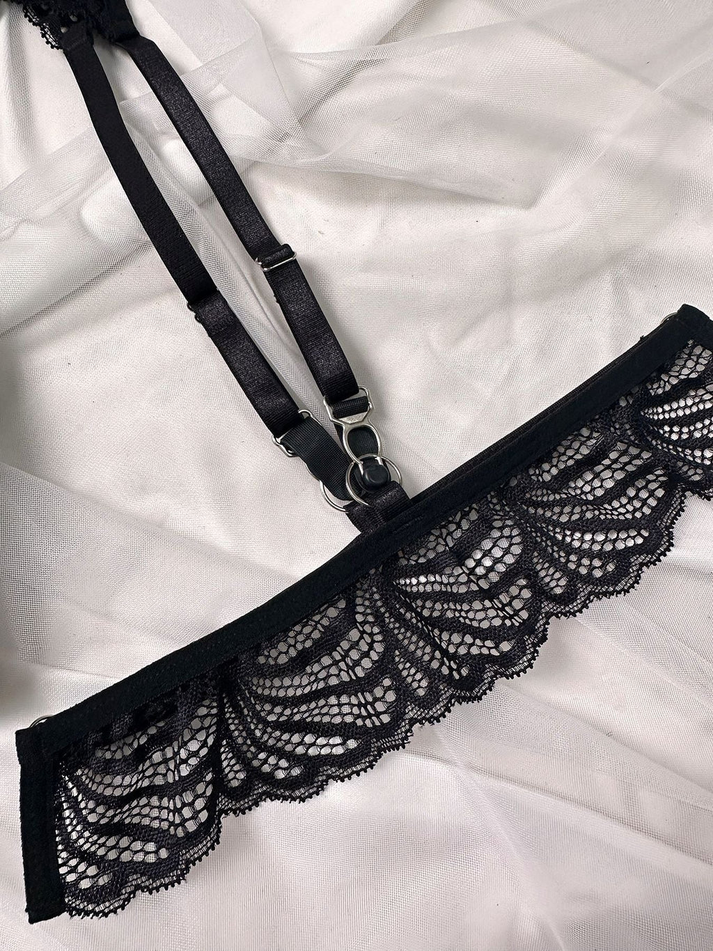 Lace Push-Up Underwire Bra — luxury lingerie, hand-picked by Karina | Dentelle Karina